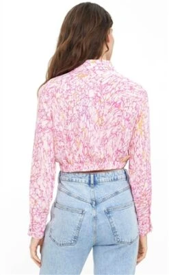 Veromoda Pink / Parfait Pink Printed Crop Shirt -Closet Muse Store 24281 3