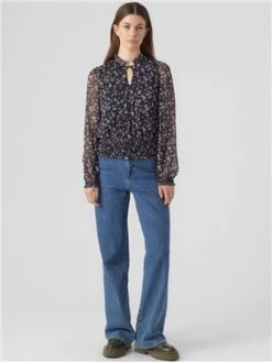 Veromoda Black / Black Milla Regular Fit V-Neck Frilled Cuffs Top -Closet Muse Store 29041 2